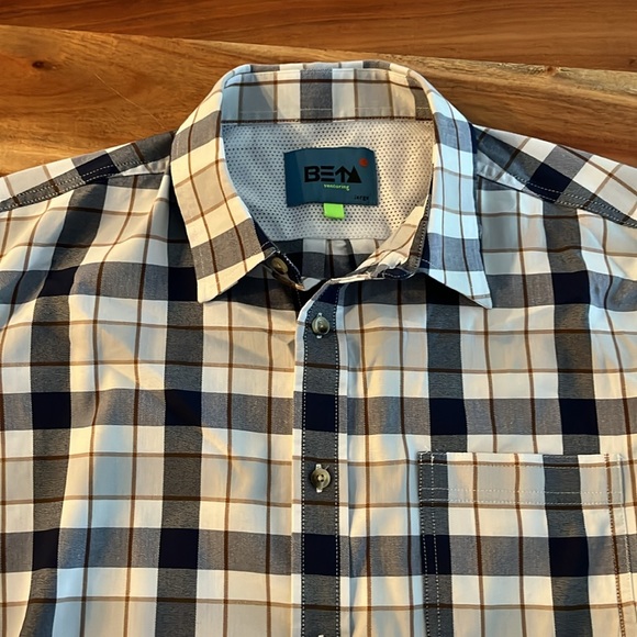 Beta Venturing Men's Large Plaid Button Down Casual Adventuring Shirt - Picture 2 of 9